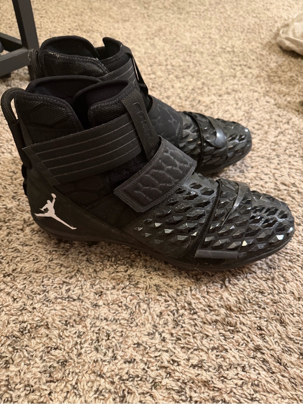 Jordan Force Savage Football Cleats Men’s 14